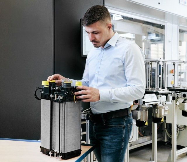 EKPO Fuel Cell Technologies secures high-volume series production contract for fuel cell stacks